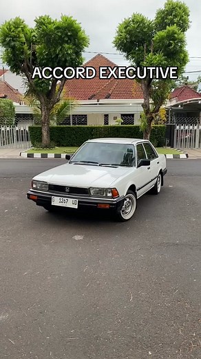 1983 Accord Executive For Sale - Like New Condition!