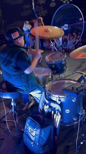 10yr old drummer plays “Praise” by Elevation Worship. #johnmilesbrockman #playwithpassion