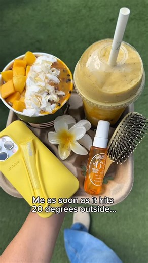 2.2K views | It’s finally starting to feel like spring朗 #acai #acaibowl #blitzbar #melbourneacai #melbournefood #acaimelbourne #aestheticbowl #rhodephonecase | Blitz Bar | Facebook