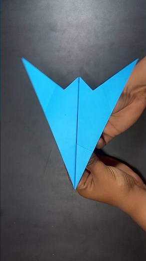 How to make a paper airplane that flies far 1000 feet-Easy to step by step