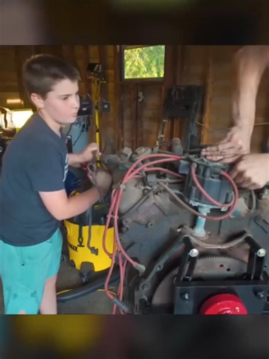 Most model kits just sit on a shelf. Not this one. The Gasoline OHV V8 Engine Kit is powered by real gasoline and ignites with CDI technology. 🔧 Assemble in just a few hours – step-by-step ⚙️ Watch pistons pump, valves open, crankshaft spin 💯 Premium CNC engineering for durability and realism Perfect for gearheads, students, or collectors who want more than a display piece. 🔥 Don’t just collect. Build, ignite, and feel the roar. | Chic On Sale