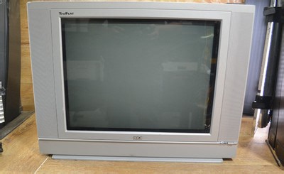 RCA Truflat 20" Model 20F512T Retro Gaming TV Works Good no Remote | eBay