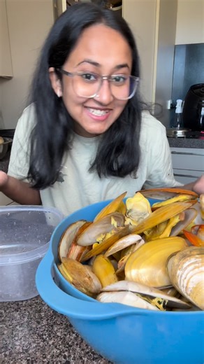 Devapriya on Instagram: "Please don’t imitate this as this is not very safe in every beaches here in Christchurch as in some areas public health warnings have been issued due to high levels of harmful biotoxins, like Diarrhetic Shellfish Poisoning (DSP) toxins, which cooking doesn’t remove, making them unsafe and potentially causing severe illness or death. #newzealand #christchurch #nzvlogger"