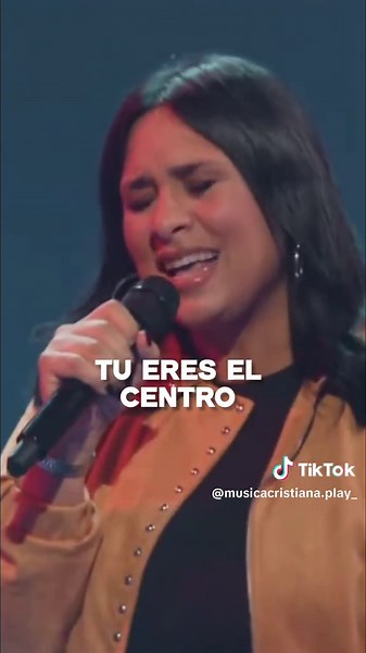 Jesús en el Centro: Música Cristiana en Vivo