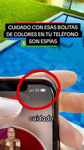 Cosas Que Pasan En Familia on Instagram: "CUIDADO CON ESAS BOLITAS DE COLORES QUE SALEN EN TU TELÉFONO 📱 Te están espiando. Aquí Elianny te explica, dependiendo el color, están espiando tu cámara o tú micrófono, depende del color de la bolita. #PrivacidadDigital #TipsTecnologicos #SeguridadCibernetica #Ciberseguridad #TrucosMovil Crédito a IG: @eliannyanez"