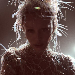 Dec 20, 2009: Miley Cyrus / Metro Station at The O2 London, England, United Kingdom | Concert Archives