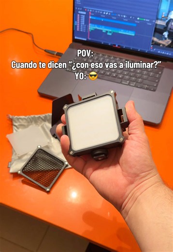¿Con eso vas a iluminar? Cómo usar la luz RGB del Zhiyun M20C