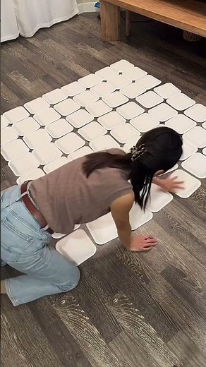 DIY Minecraft Creeper Backdrop!