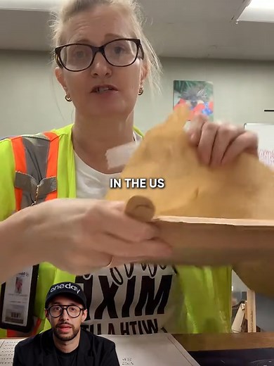 Effortless Cleanup with Compostable Layered Plates