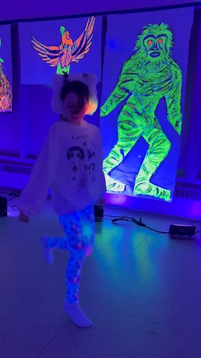 Granny Willow & the Nemihitowok Hoop Troupe on Reels