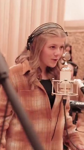 One Voice Children's Choir Performs Avicii's 'Wake Me Up'