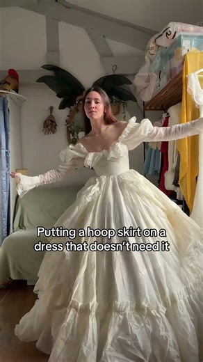 Dress SELKIE code STAR for 10% off