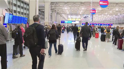 Spring break travelers pack MSP Airport