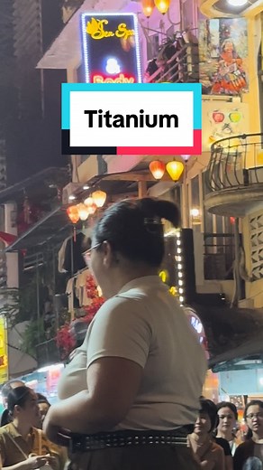 Quảng cáo kem đánh răng Close up - Bí quyết đánh răng để có hơi thở thơm tho