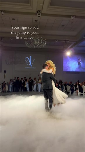 Capturing the Perfect Wedding First Dance Moments