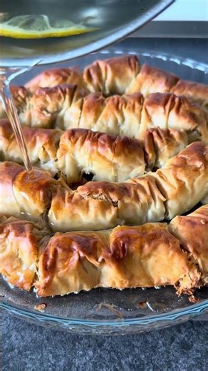 Crispy Kadayif Walnut Baklava #baklava #kadayif #shorts