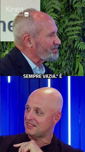 BREAKING PRIVILEGES | Kafé with Kinea #42 - Brazil that works #shorts