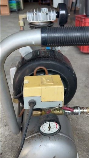 エアーコンプレッサー BPC-8KB 100新興製作所 オイル交換済み