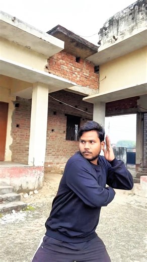 Use This simple block & strike move 💥⚡ . #selfdefense #safetytips #youtubeshorts #training #shorts