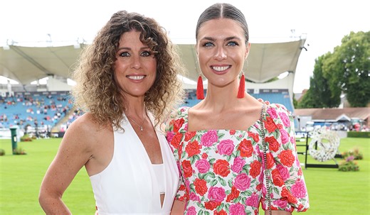 PICS: How Aisling Quinn reused her mum's wedding dress on her own big day