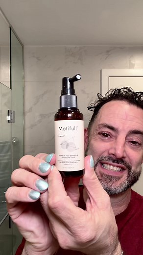 A highly concentrated, fast-absorbing ampoule tonic that nourishes the scalp and roots to enhance hair fullness. Powered by Motifull's unique TrinogeniX, it refreshes the scalp and delivers intensive care with a triple system that nourishes, maintains, and strengthens hair. #Hwahae #FullerHair #HairStrengthening #AmpouleTonic #motifull @hwahae.US @Motifull