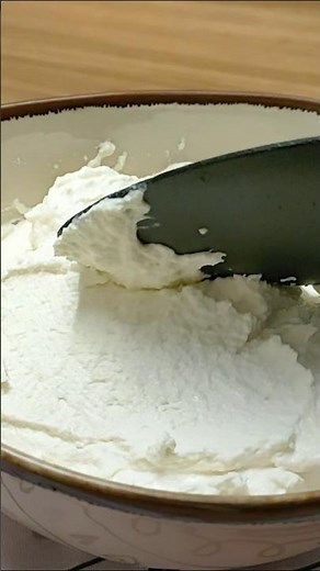 Only 3 Ingredients → Homemade Cream Cheese