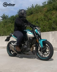 Our full review of the 2022 Bristol Assassin is now out on YouTube. Check it out here: https://bit.ly/AssassinR400 For more videos: Subscribe to our YouTube channel: http://bit.ly/TopGearPHYoutube Follow us on Instagram: http://www.instagram.com/TopGearPH Join us on Tiktok: https://www.tiktok.com/@topgearph #topgearph #bristolassassin #nakedbike | Top Gear Philippines