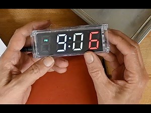 C.K. builds a Gikfun clock kit