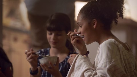 Annie's Shells and Real Aged Cheddar, Made with Organic Pasta and Real Cheese, 6 oz (Pack of 12)