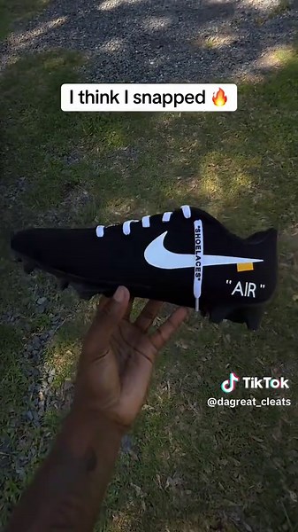 Custom Cleats That Make a Statement