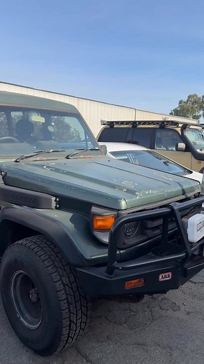 🤩A little looksie into this troopy roof replacement and major rust repair of the lower windscreen frame, this thing had been “repaired” years ago and we were seriously surprised with the amount of repairs attempted, bring it to us the first time@and have it done right!! 😎 | RUST WORX