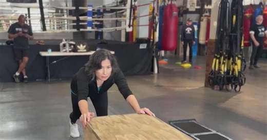 Boxing trainer fights back Parkinson’s diagnosis