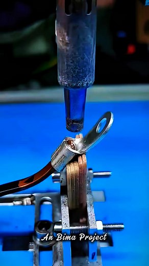 1.7M views · 5.8K reactions | ASMR! In this video, I solder electronic components to copper wire to maximize electrical conductivity! #ASMR #soldering #machine #electronics | An Bima | Facebook