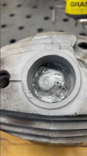 Spark plug thread repair