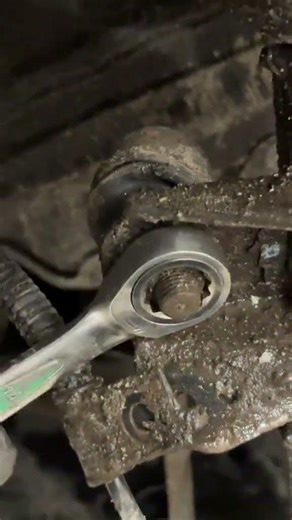 Car ratchet and grinder