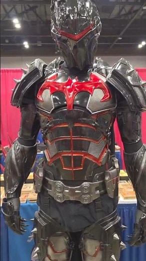 Epic Armored Batman Beyond Cosplay | 4GQTV at Animate! Orlando