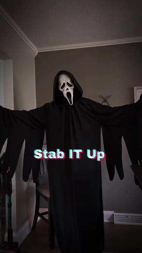 If Ghostface family was a Disney channel show 😮‍💨 #scream #ghostface #ghostfacecosplay #disneychannel #shakeitup