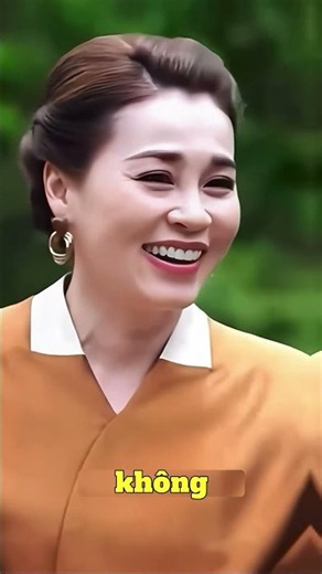 From Flight Attendant to General of 3 Military Branches: The Incredible Life of Thailand's Queen!...