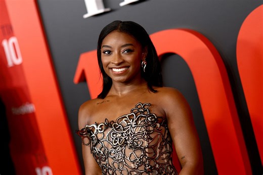 Simone Biles visits multi-billion dollar brand amid hunt for new car in Chicago