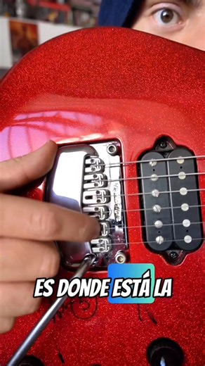 3.9K views · 103 reactions | Pastilla #piezo de una #guitarra amos a ver que tal suena #guitar #curiosidades #tips | Richo Bermu | Facebook