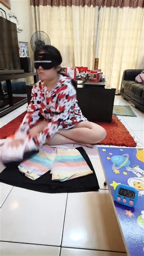 Participant Name / 参赛者：Ong Hui Li Age / 年龄： 11 From / 来自：PJ - HQ 看看 Ong Hui Li 在 MEMOSENSE 蒙眼挑战中展现的专注力与自信！🧠✨ 欢迎大家点赞 👍、爱心 ❤️，支持他的参赛作品！ Watch how Ong Hui Li takes on the MEMOSENSE blindfold challenge with focus and confidence! 💪 Like 👍, Love ❤️ to support his entry! #memoSense_Challenge_2026 #GeniusMindAcademy #MemoHack #memoschool | Genius Mind Academy Malaysia - HQ