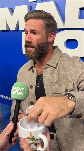 NFL stars pick a team at random to support for life... 👀 | SPORTbible