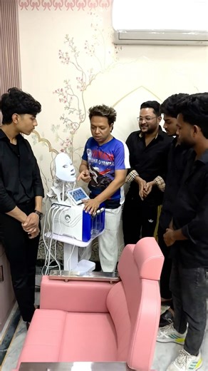 Hydra machine demo #haircomedy