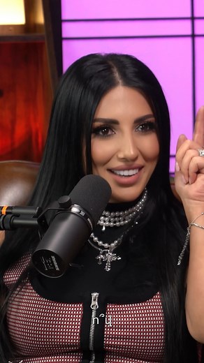 Meri Loses Her Voice - Ep 23 ft. Edgar Hayrapetyan Events In this heartfelt moment in the Edgar Hay episode, Meri Makaryan opens up about losing her voice, literally, and what it taught her about humility. It’s a reminder that behind every story, every show, and every success, there’s a human learning to slow down and listen. Watch with your host, Meri Makaryan, on Artn TV station! Full podcast episodes available on our YouTube! New episodes Monday & Friday at 7 PM PST Menu AM, presented by Orde