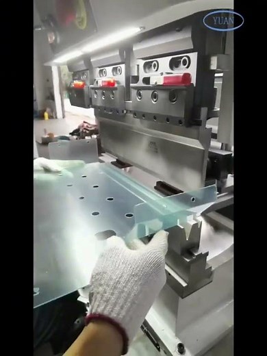 Polycarbonate Bends,Poly Carbonate Sheet Bend by Electric Press Brake,Polycarbonate Bending Machine