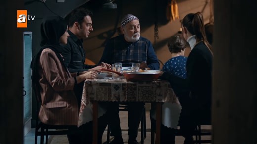 Mar Negro | Fugitiva – Capítulo 106 | Doblado #MarNegro #SenAnlatKaradeniz | Atv Español