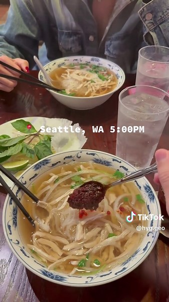 Exploring Seattle's Culinary Delights at 5 PM