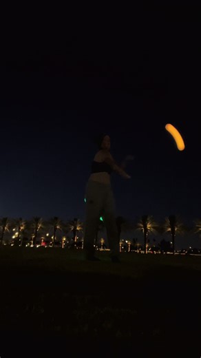 finding new ways to move with the led poi last night, looking forward getting my new set soon! i got these cheap poi from amazon just to see if i liked it first