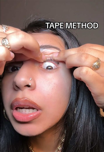 Long-Lasting Lashes with the Tape Method