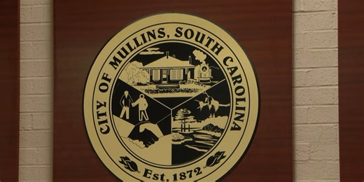 Mullins opens warming center at city hall ahead of severe weather